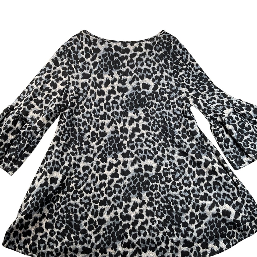 Unbranded Leopard Print Bell Sleeve Top Womens Size M Grey Black Excellent Flare